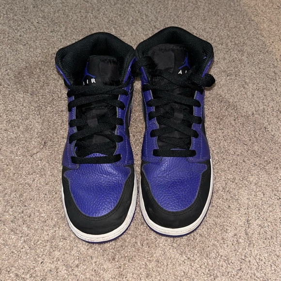 Nike Air Jordan 1 Mid Concord Purple GS - Picture 2 of 5